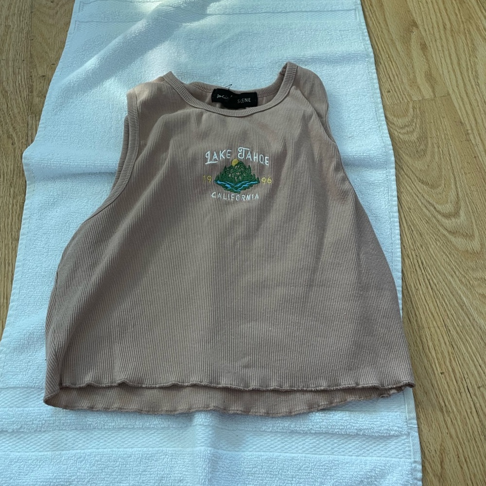 Crop tank top